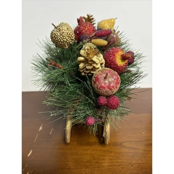 Vintage Gold Santas Sleigh Wicker‎ Centerpiece With Packages &Faux Pine Cones - Picture 5 of 10